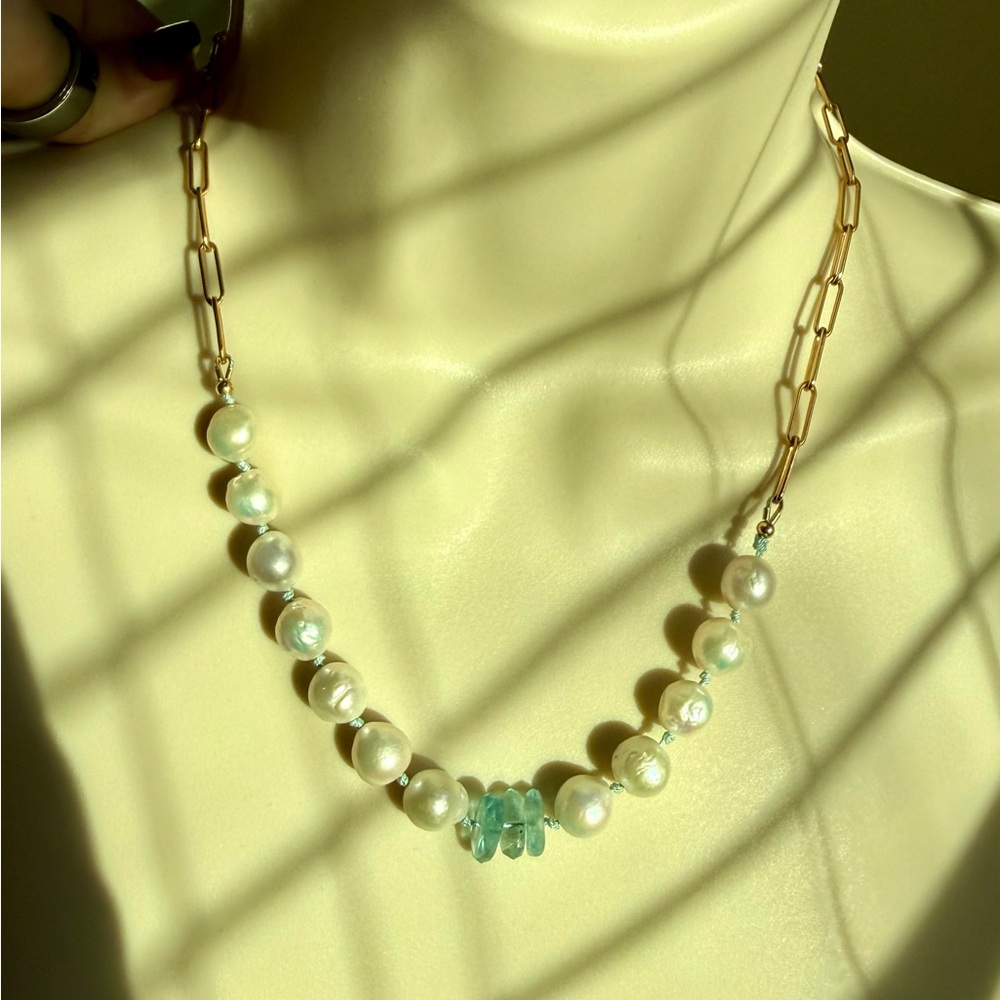 🆕 Goldtone 20” Genuine Pearl and Aquamarine Necklace Handcrafted